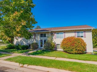 102 W Main St, Barneveld, WI 53507