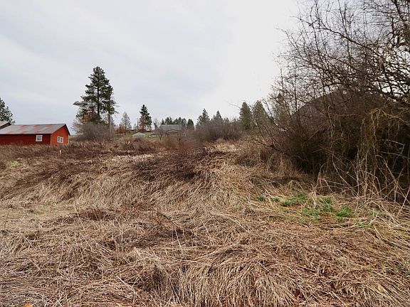 4th image of 427 NE Stringham Rd