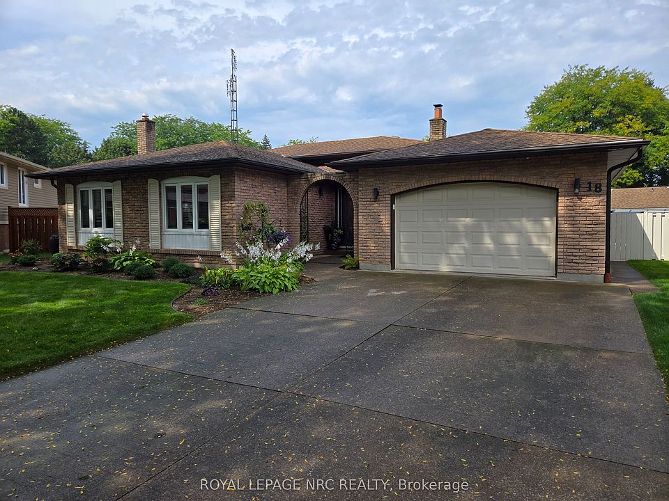 1st image of 18 Deanna Cres
