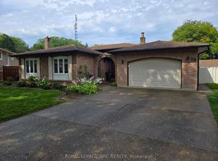 18 Deanna Cres, Saint Catharines, ON L2N 6R9