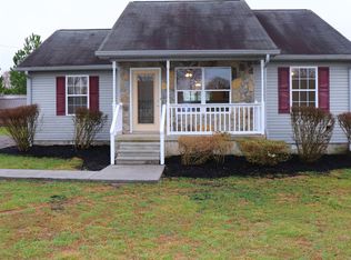 9 Callie Rd, Gordonsville, TN 38563