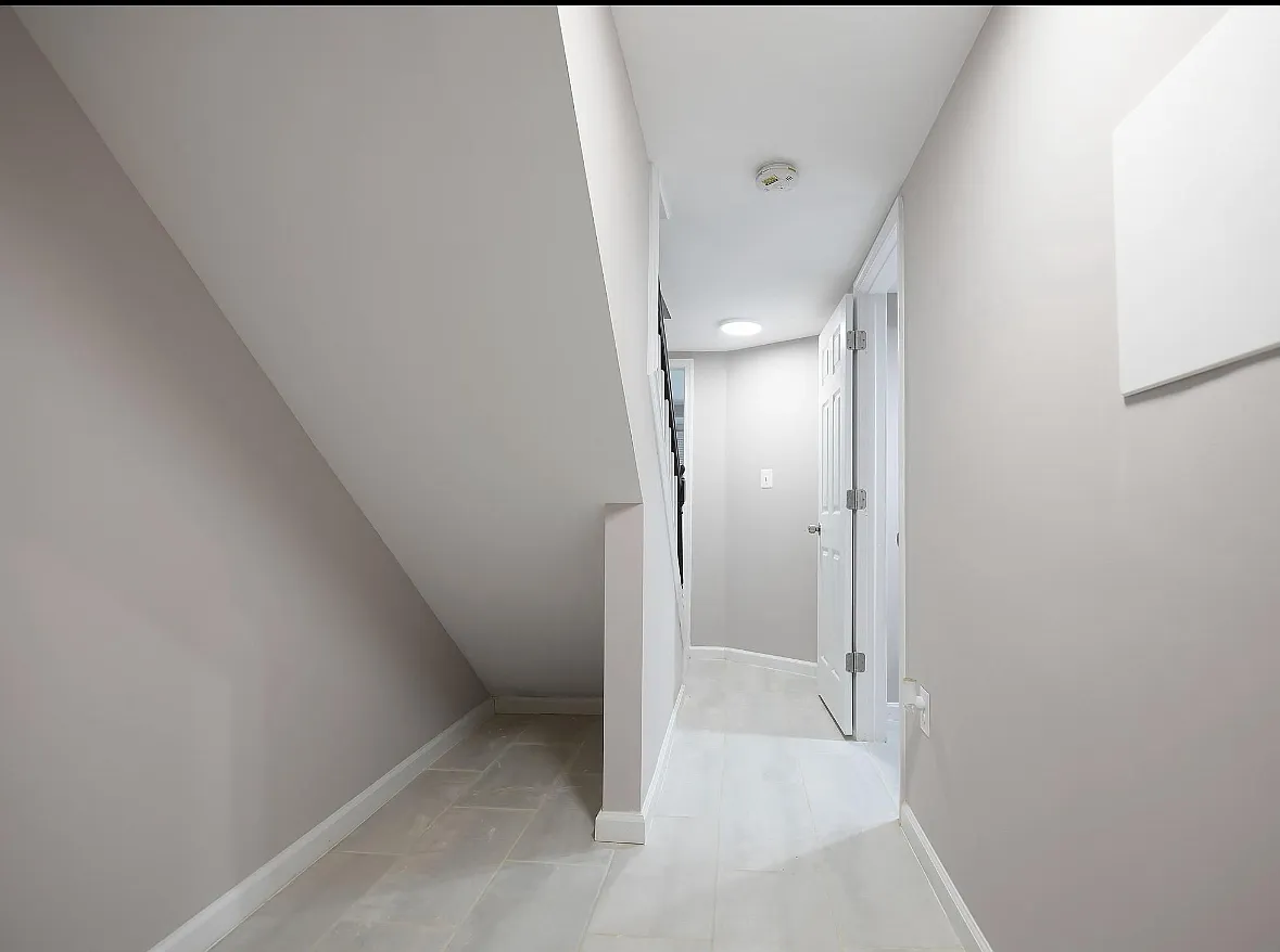 2200 Henneman Ave — Photo 4