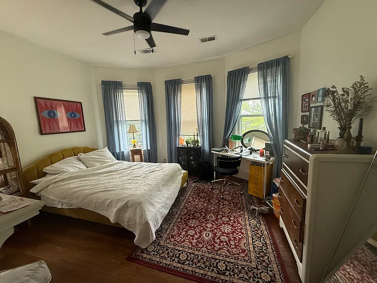 604 Boulevard SE #C — Photo 6