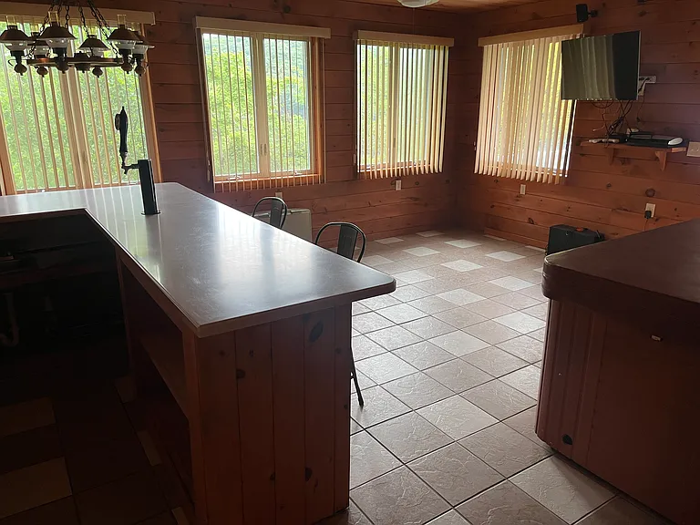 1015 Old Highway Rd — Photo 15