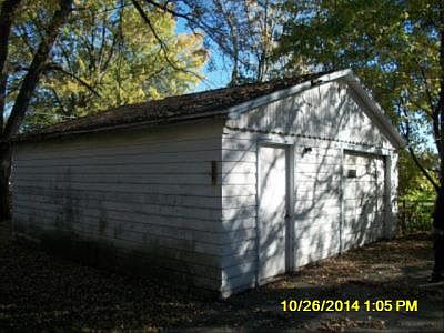 2nd image of 231 Kentucky Ave