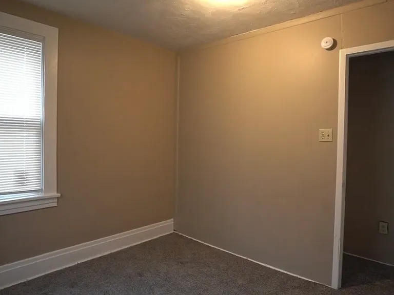 109 Gross St — Photo 16