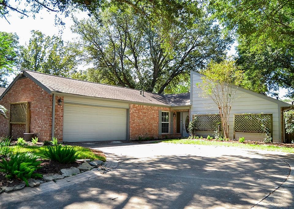 1st image of 7211 Benwich Cir