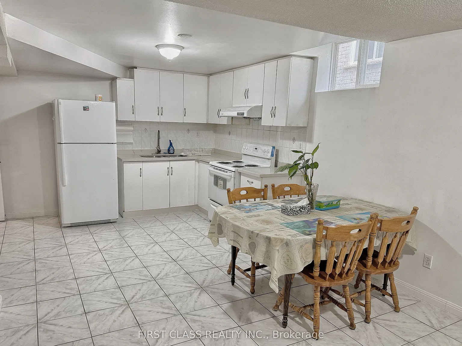 2 bed, $1,600 — Photo 1