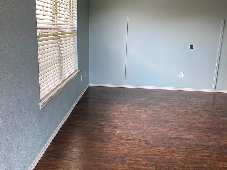 3610 Ellis Ave — Photo 5