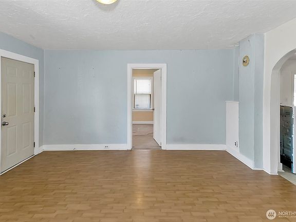 5th image of 8421 S D Street