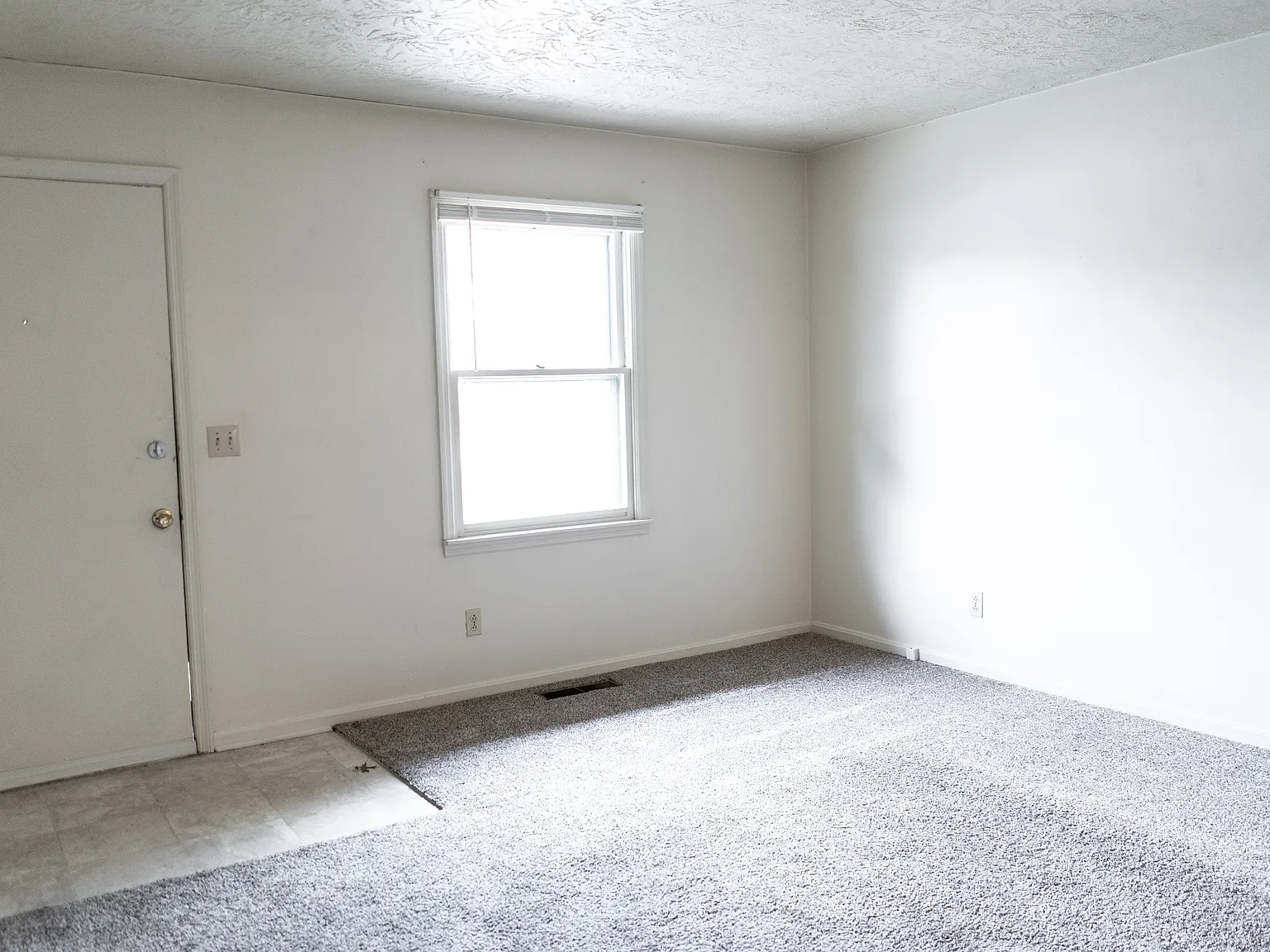 3 - 1244 East Dawn Drive - 1 — Photo 3