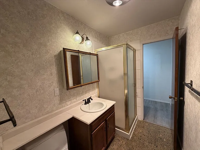 337 Glorieta St NE — Photo 15
