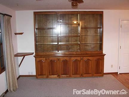Built-in China Hutch w/corner TV Stand