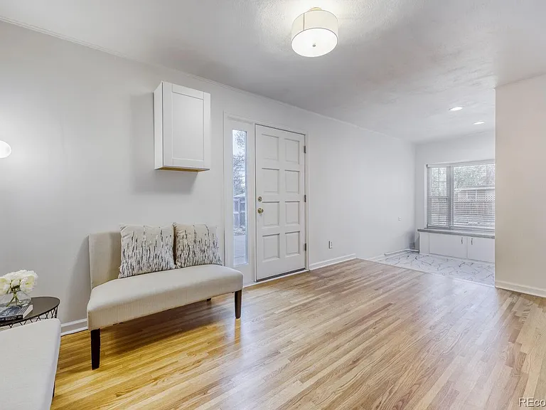 1600 Xanthia St — Photo 16