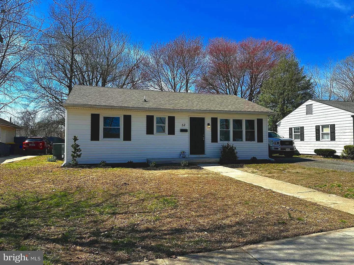 52 Ann Ave photo 1