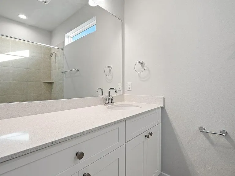 2310 Castillo Dr #71 — Photo 17