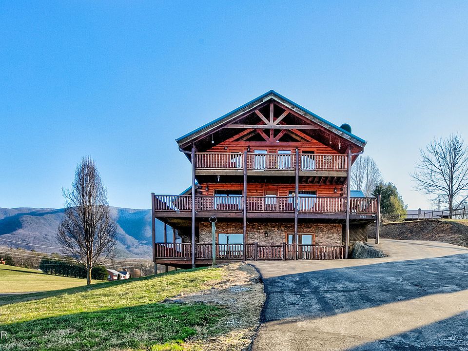 1st image of 2466 Bryan Rd