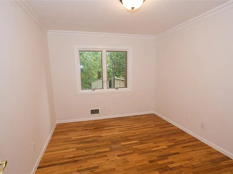 49 Soulice Pl — Photo 14