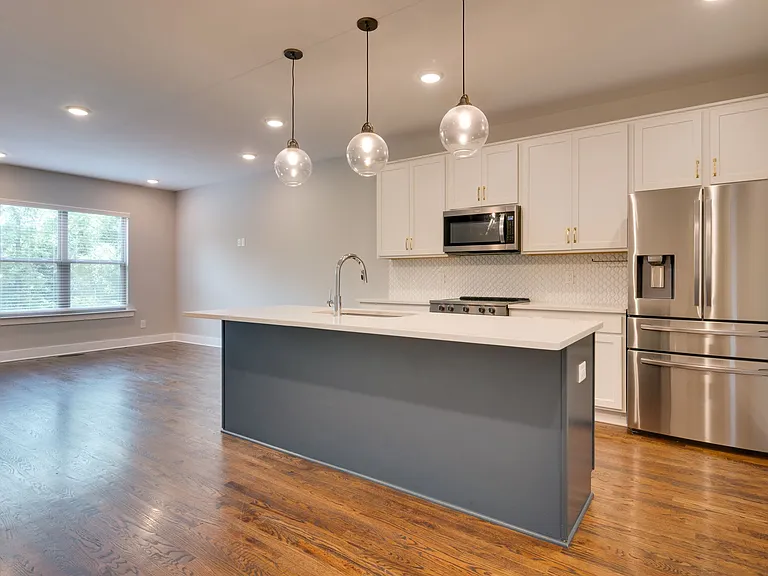 231 Thompson Park Dr — Photo 11