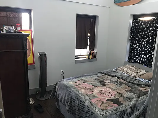 Rented by Premier Metro Realty Corp | media 48