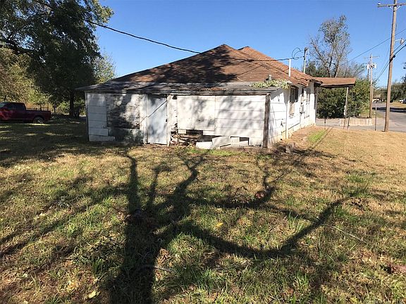 4th image of 400 S Virginia Ave
