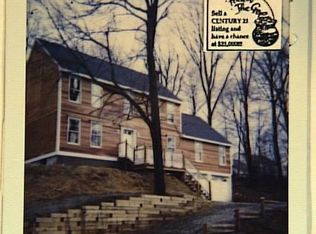 1725 Cutspring Rd, Stratford, CT 06497