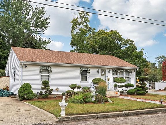 3rd image of 54 Speck Ave