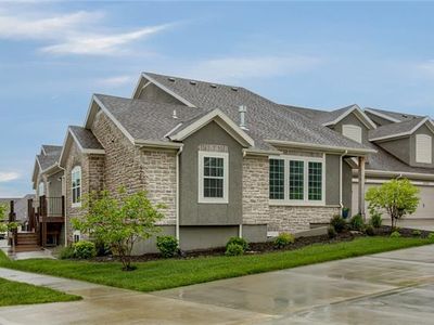 6486 Barth Rd, Shawnee, KS, 66226