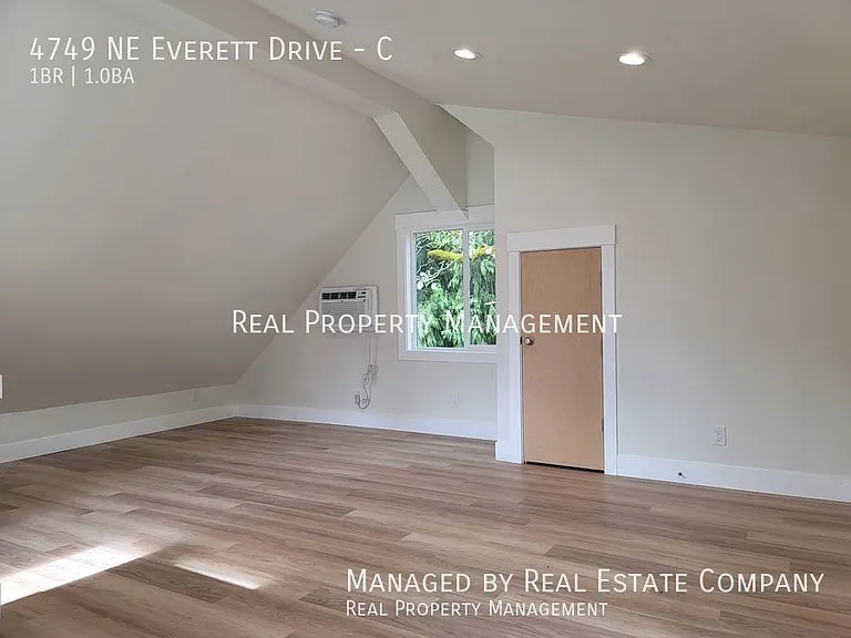 4749 NE Everett Dr #C — Photo 4