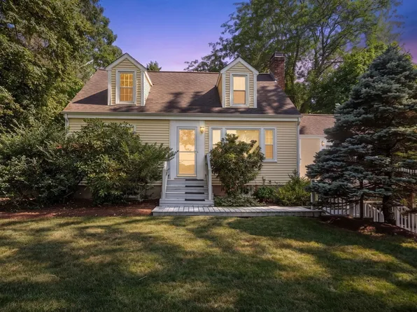 167 Glezen Ln, Wayland, MA 01778