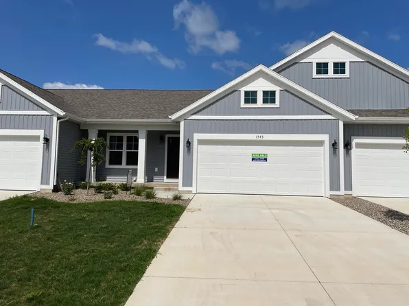 1543 N Village Cir #76, Kalamazoo, MI 49009