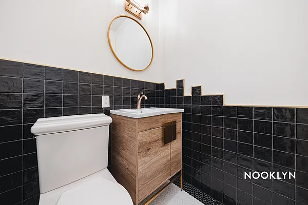 Rented by Nooklyn NYC LLC | media 29