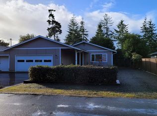 1402 20th St, Florence, OR 97439