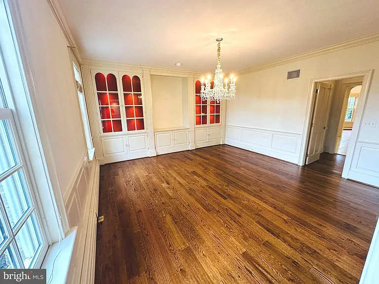 6504 Sand Trap Dr — Photo 10
