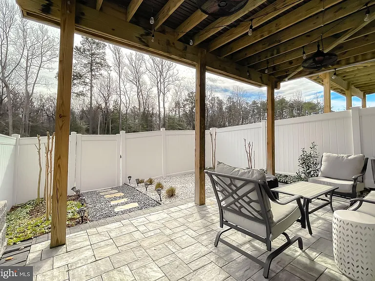23810 Myrtle Glen Way — Photo 52