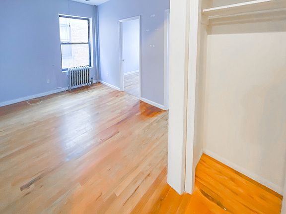 4th image of 1141 Bergen St #2I