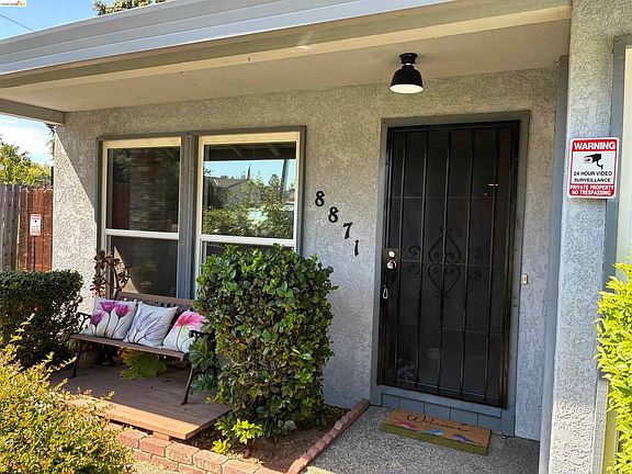 3rd image of 8871 Elm Ave