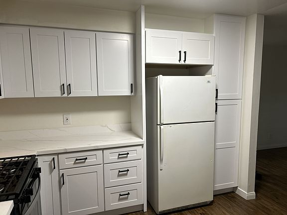 5th image of 7010 Jordan Ave APT 3