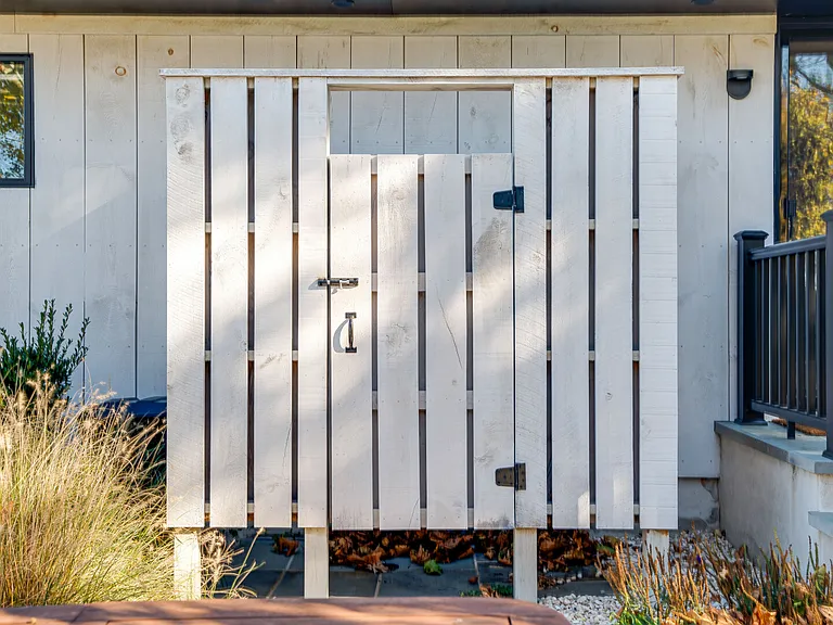 470 Harbor Ln — Photo 28