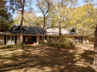 6 Jasper Ln, Beaufort, SC 29907