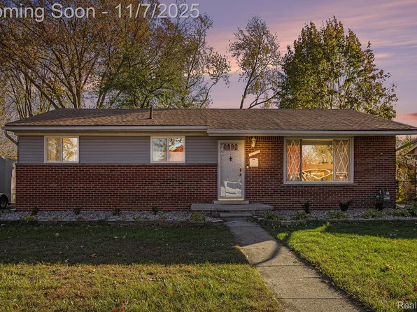 32529 Brown St, Garden City, MI 48135