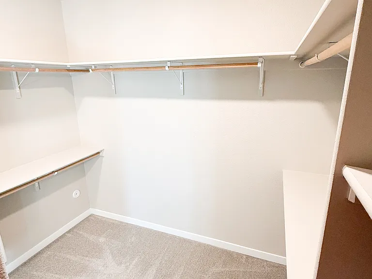 3605 S Rosa Parks Way — Photo 15