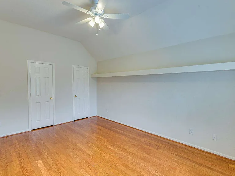 4019 Angel Springs Dr — Photo 32