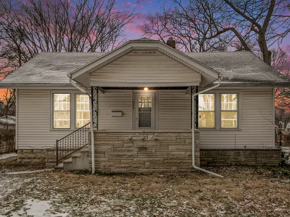 925 Arthur Ave, Kalamazoo, MI 49048