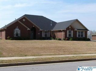 27104-27104 Newberry Ln, Athens, AL 35613