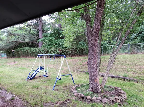 815 N Lola Ln, Fayetteville, AR 72701