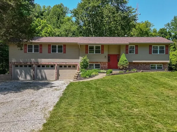 11000 Fischer Rd, Evansville, IN 47720