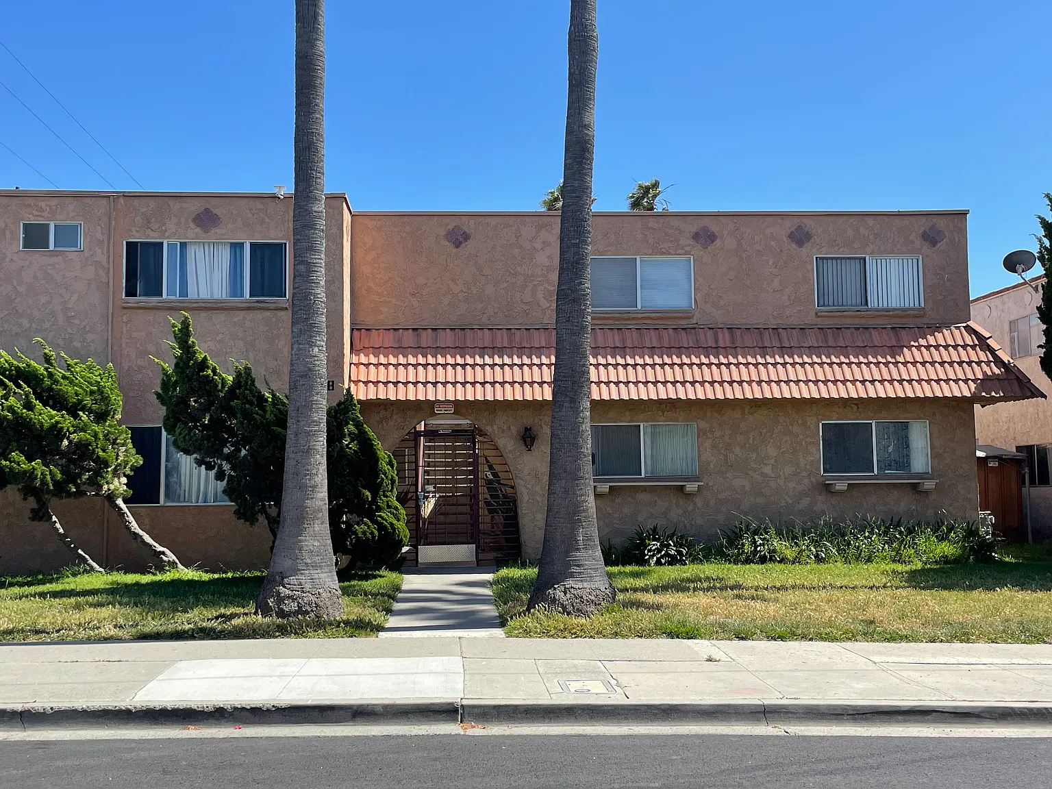 6418 Hummingbird St — Photo 2