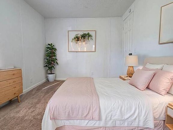 3rd image of 53 Cotton Bayou Cir