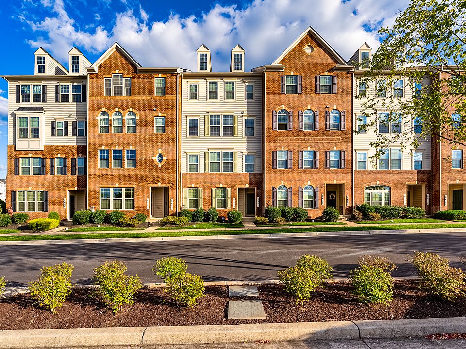 Hello! Welcome to 6481 Jack Linton Dr S